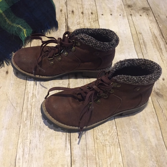 Brown Lace up winter ankle boots - Picture 5 of 15